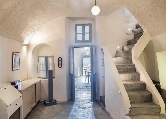بيت للعطل Andreas Cultural Cave House In Imerovigli, Santorini *