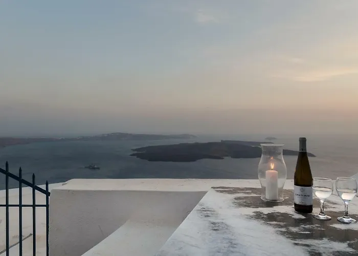 בית נופש Andreas Cultural Cave House In Imerovigli, Santorini אימרוביגלי