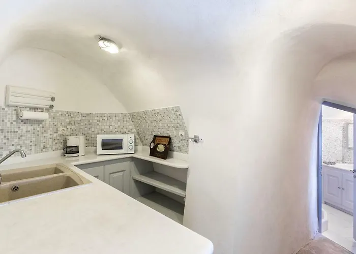 Andreas Cultural Cave House In Imerovigli, Santorini בית נופש *