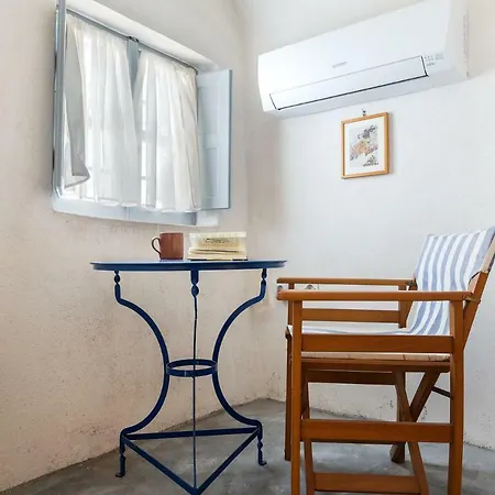 Andreas Cultural Cave House In Imerovigli, Santorini *