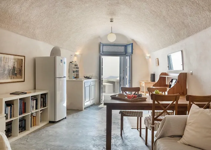 Andreas Cultural Cave House In Imerovigli, Santorini Casa vacanze