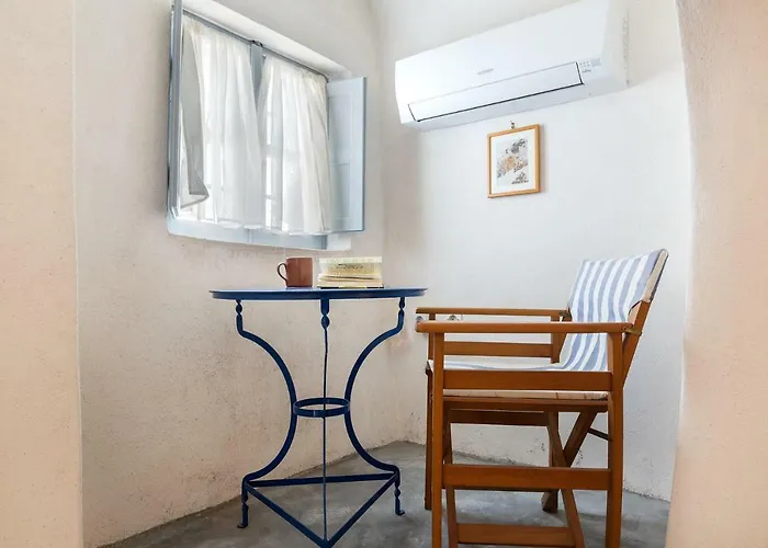 Andreas Cultural Cave House In Imerovigli, Santorini *