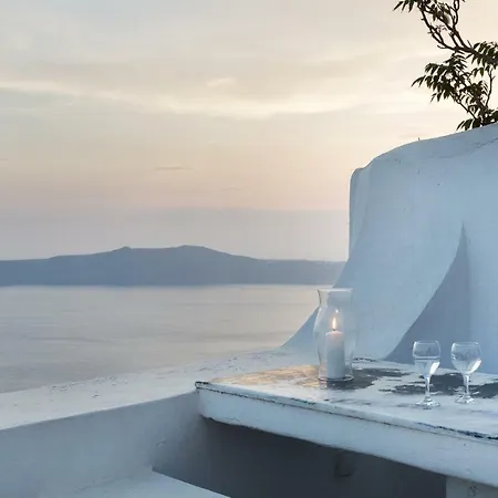 Andreas Cultural Cave House In Imerovigli, Santorini Имеровигли